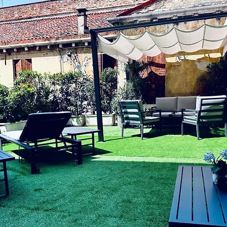 Ξενοδοχείο Domus Ciliota 3*