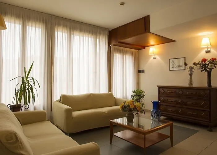 Ξενοδοχείο Domus Ciliota 3*