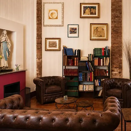 Ξενοδοχείο Domus Ciliota 3*