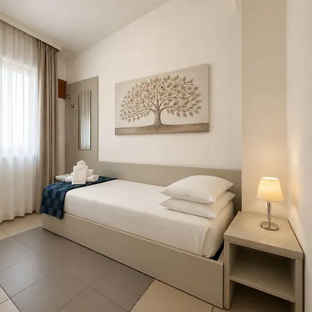 Hotel Domus Ciliota 3*