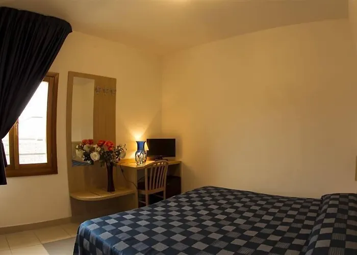 Hotel Domus Ciliota 3*