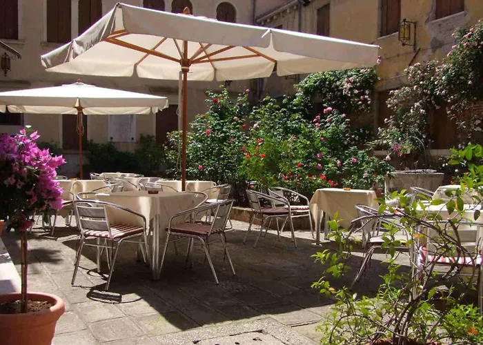 Domus Ciliota 3*