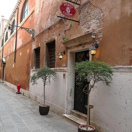 Domus Ciliota 3* Venice
